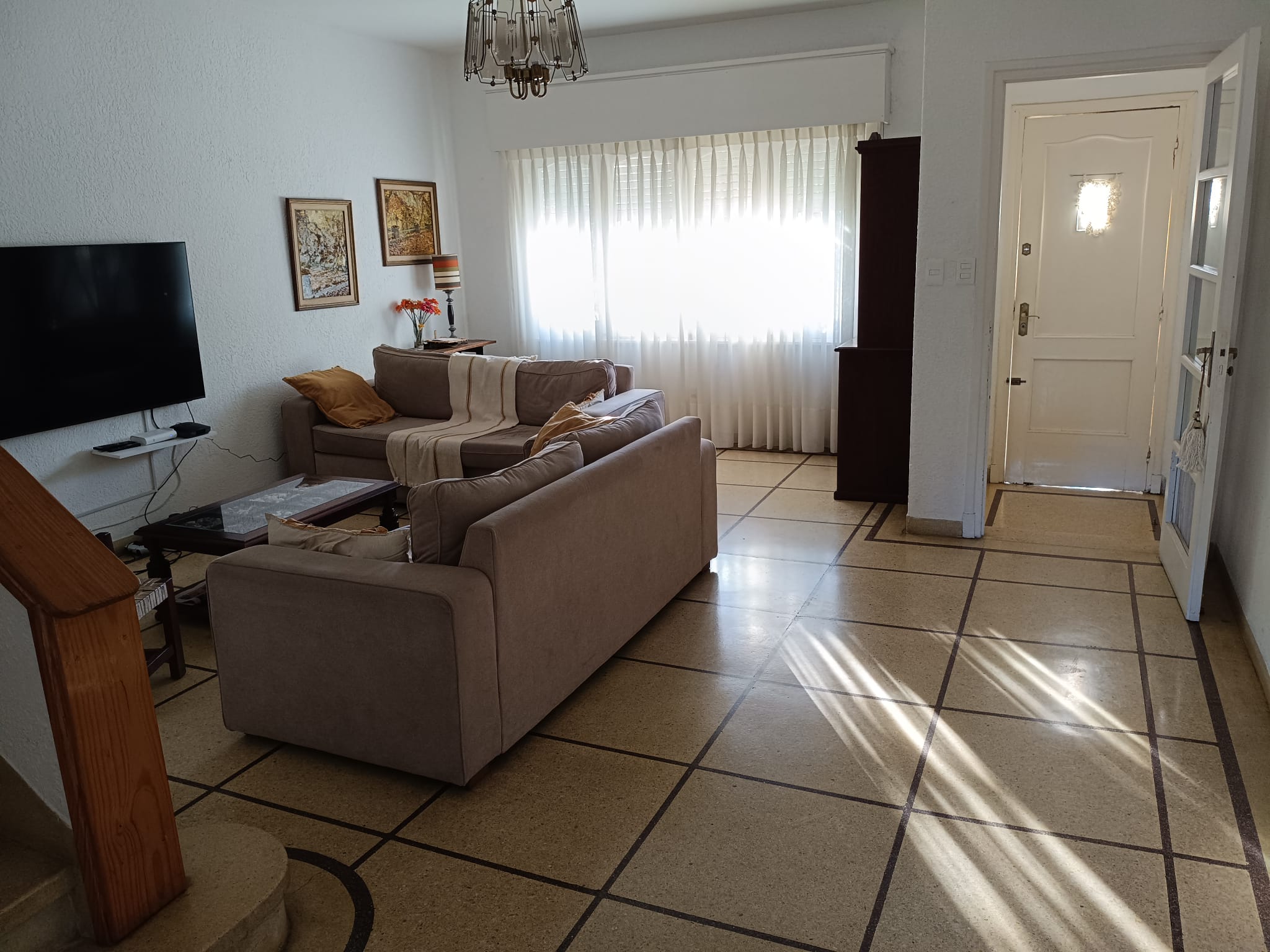 Casa En El Corazón Del Prado 3 Dormitorios, 3 Baños, Parrillero Y Depósito.